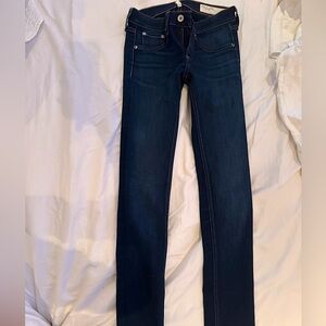 Rag and bone skinny jeans dark blue size 25 like new!